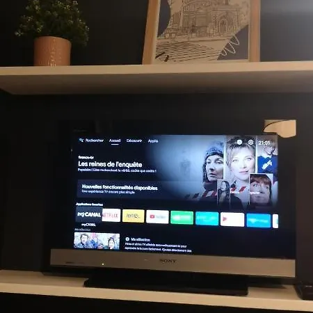 Ropartz Au Pied Du Metro Apartamento *